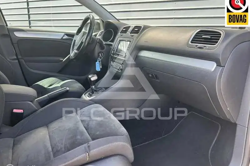 2010 Volkswagen GOLF