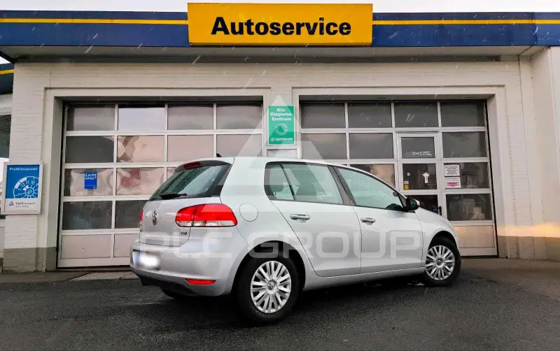 2010 Volkswagen GOLF