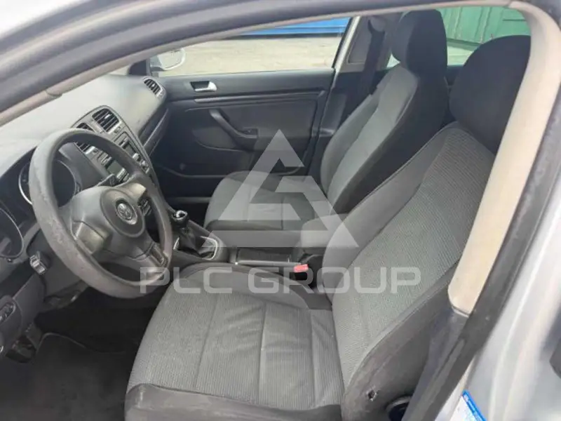 2010 Volkswagen GOLF
