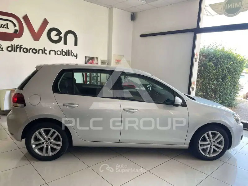 2010 Volkswagen GOLF