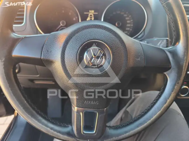 2010 Volkswagen GOLF