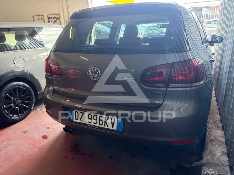 2010 Volkswagen GOLF