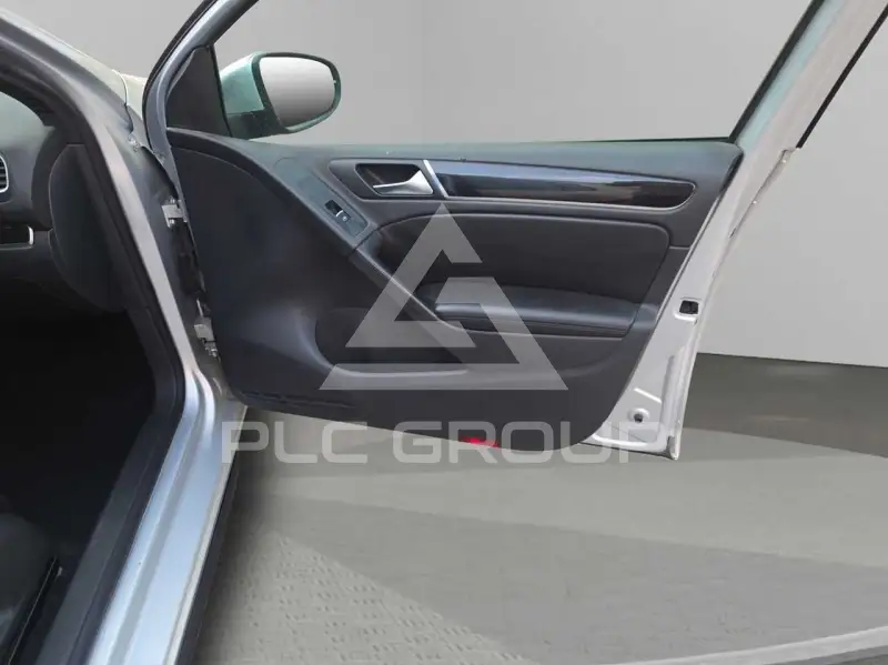 2010 Volkswagen GOLF