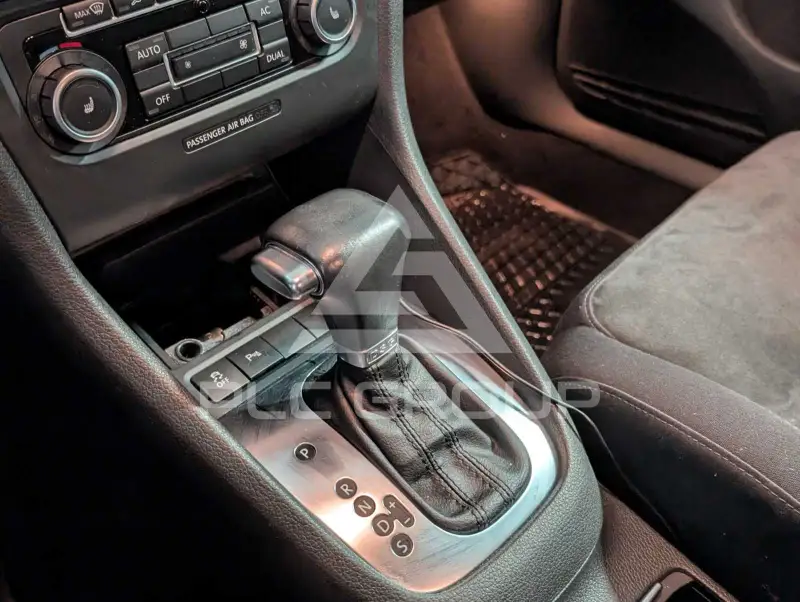 2010 Volkswagen GOLF