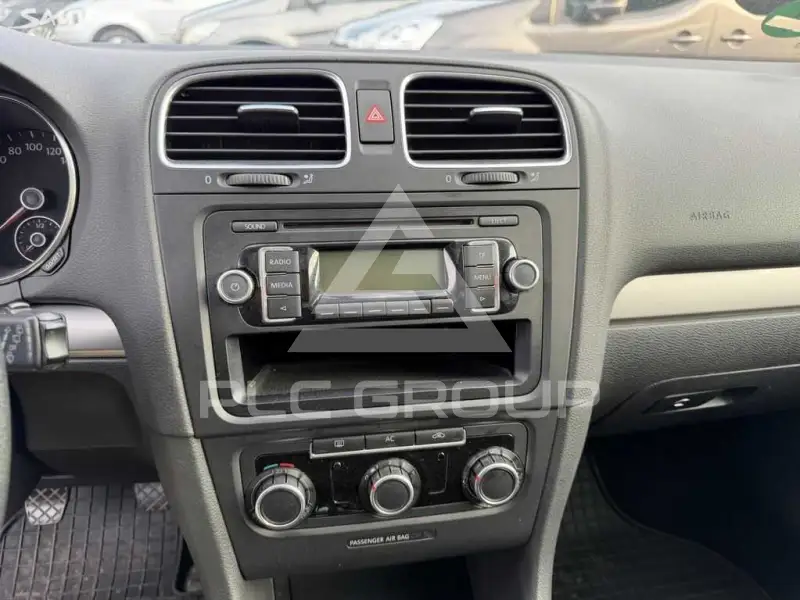 2010 Volkswagen GOLF