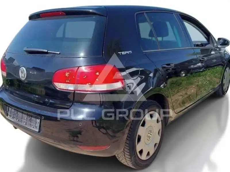 2010 Volkswagen GOLF