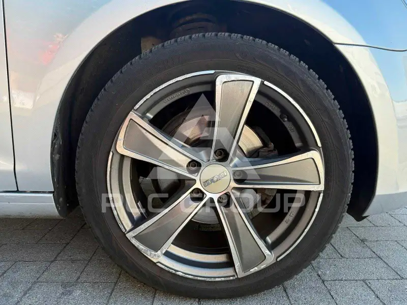 2010 Volkswagen GOLF