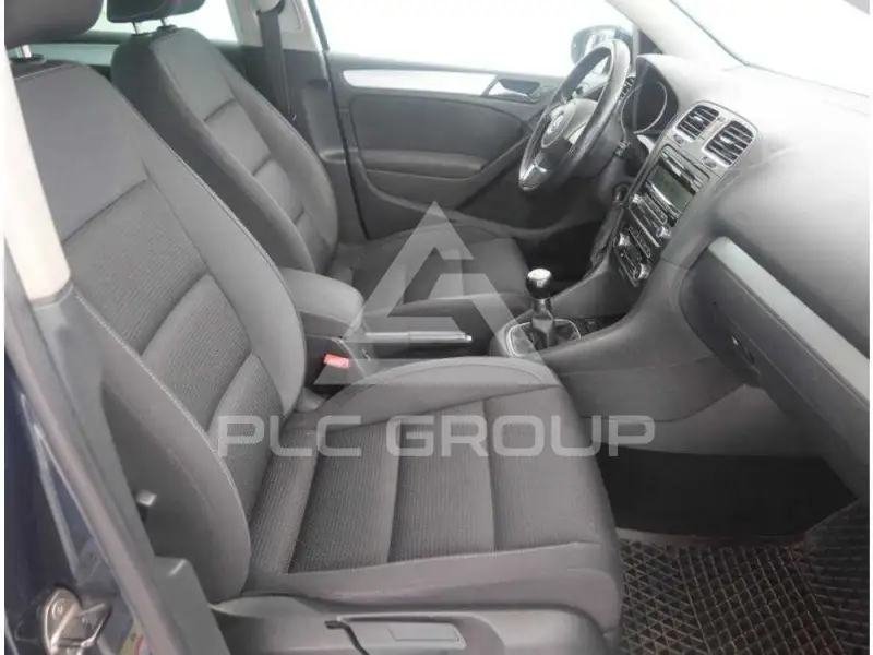 2010 Volkswagen GOLF