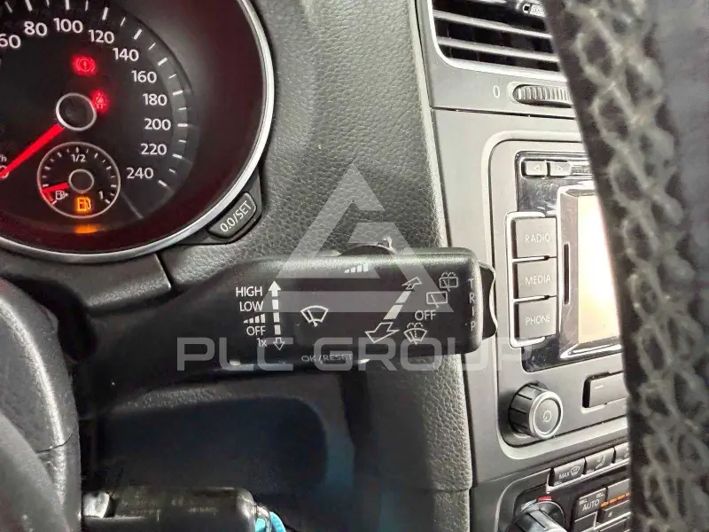 2010 Volkswagen GOLF