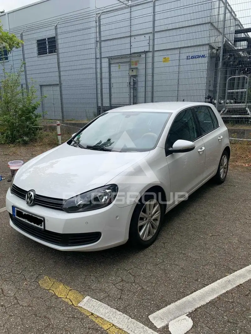 2010 Volkswagen GOLF