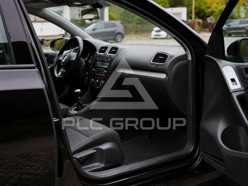 2010 Volkswagen GOLF
