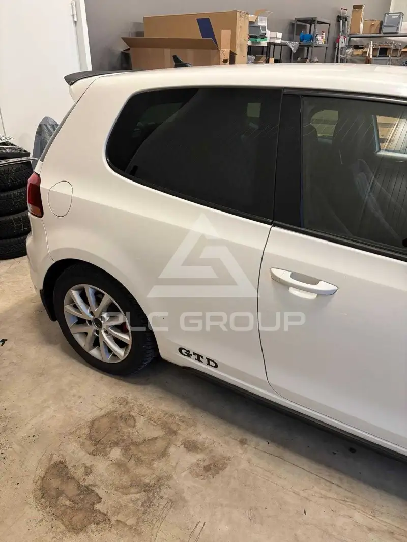 2010 Volkswagen GOLF