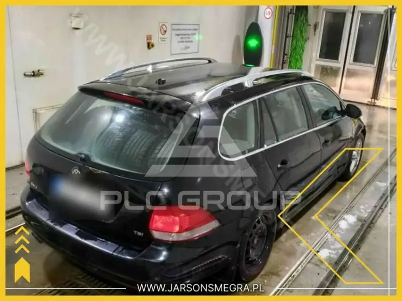 2010 Volkswagen GOLF