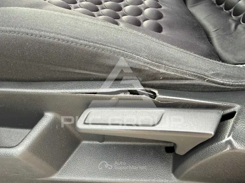 2010 Volkswagen GOLF
