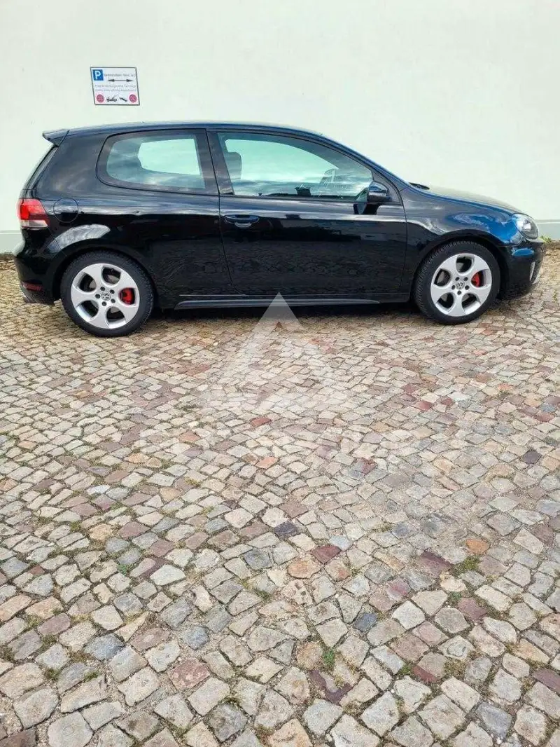 2010 Volkswagen GOLF