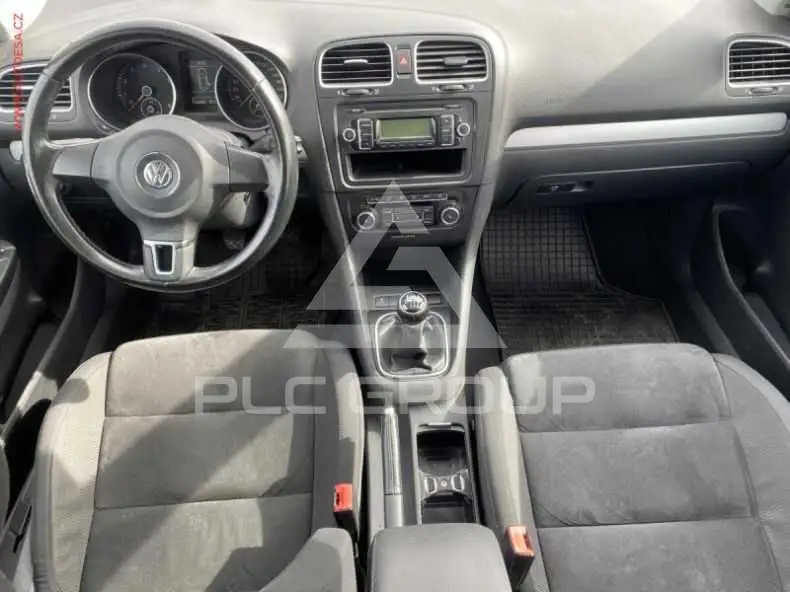 2010 Volkswagen GOLF