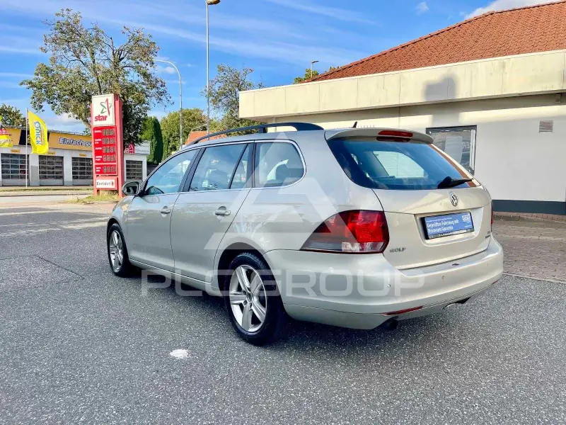2010 Volkswagen GOLF
