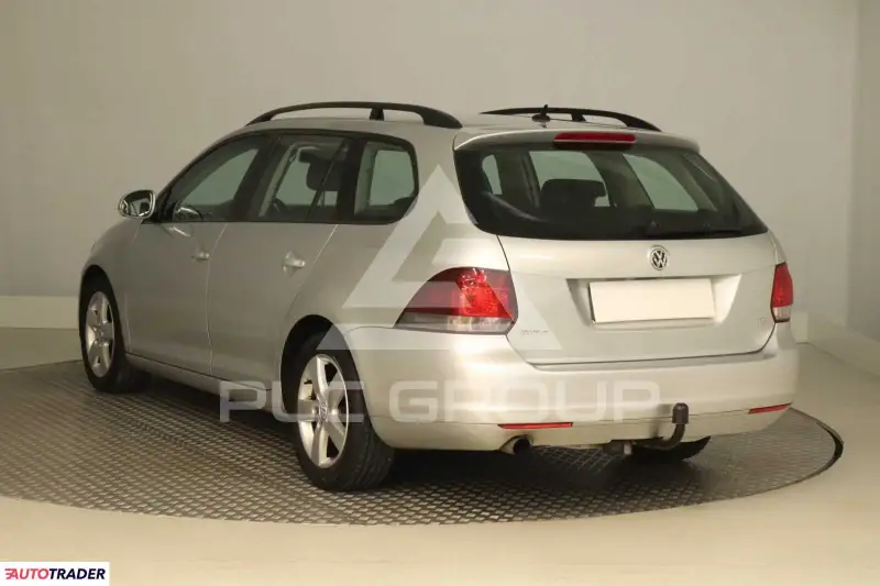 2010 Volkswagen GOLF