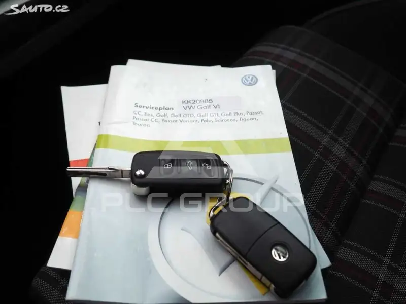 2010 Volkswagen GOLF