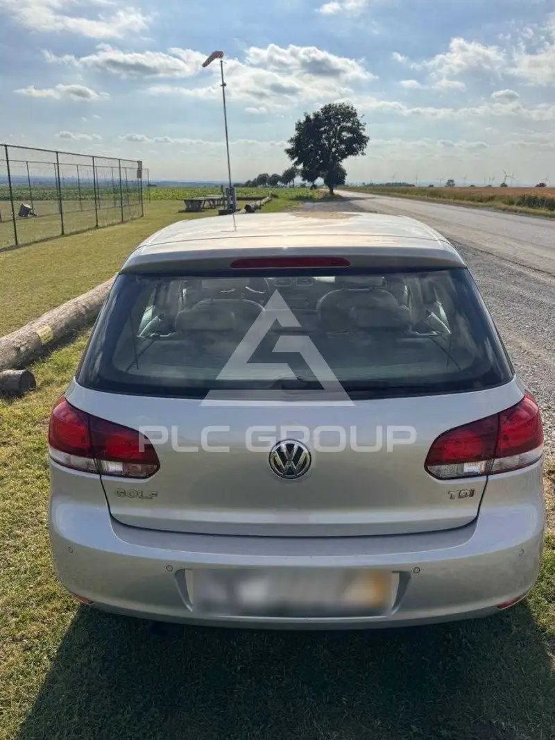 2010 Volkswagen GOLF