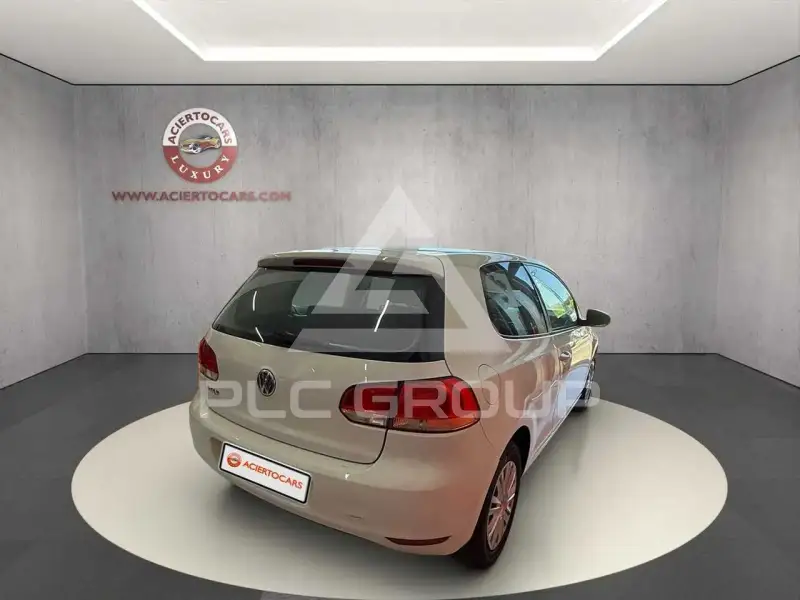 2010 Volkswagen GOLF