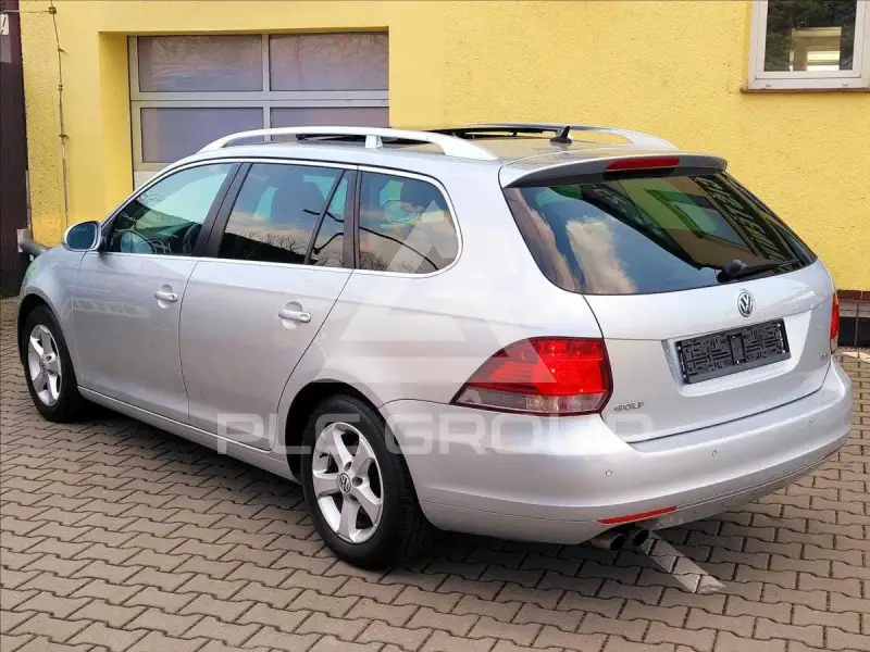 2010 Volkswagen GOLF