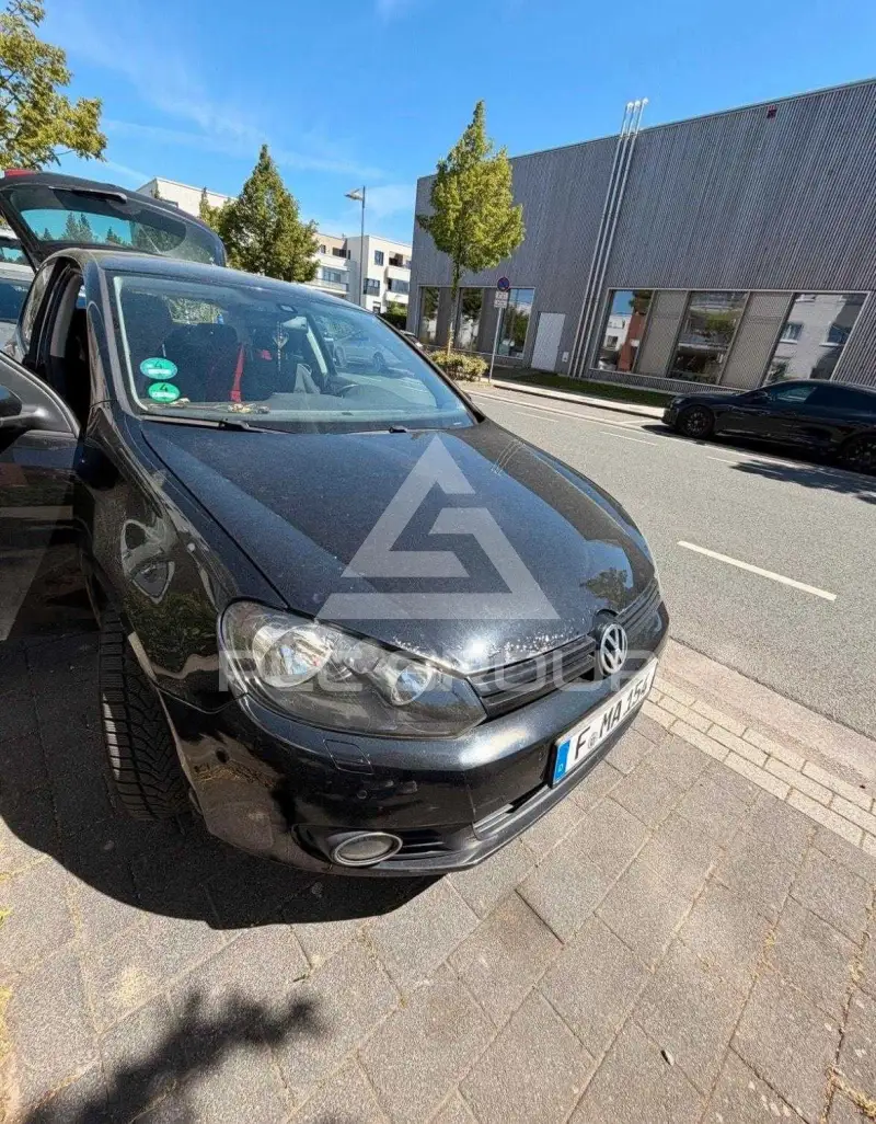 2010 Volkswagen GOLF