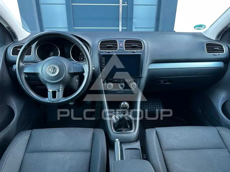 2010 Volkswagen GOLF