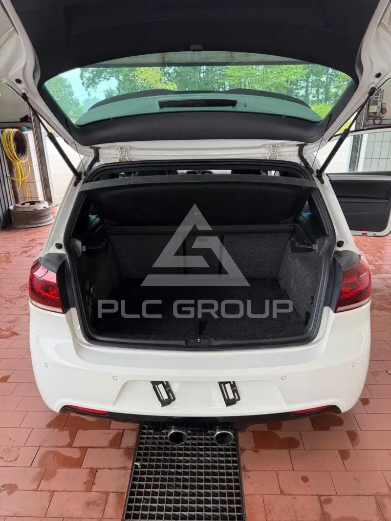 2010 Volkswagen GOLF