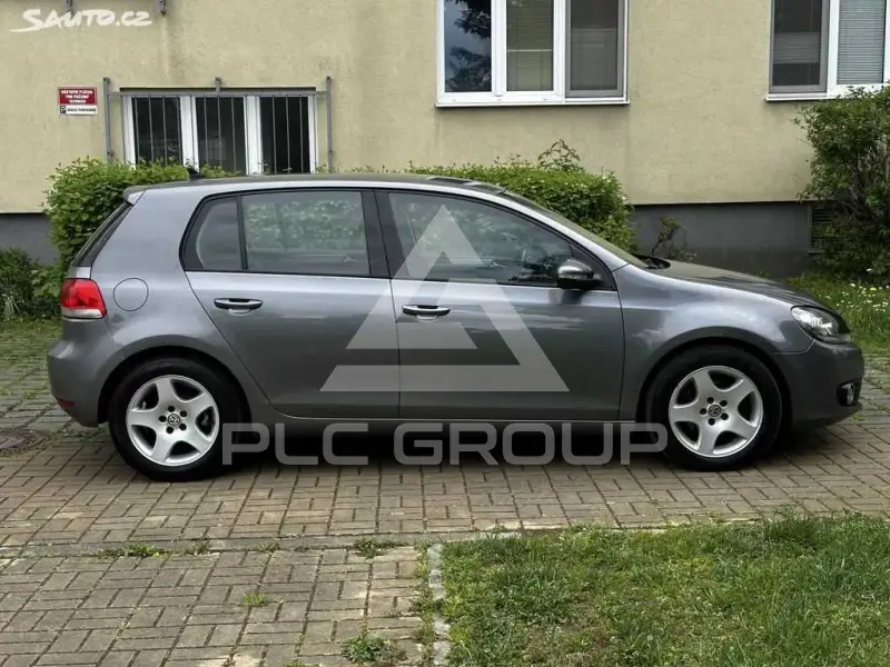 2010 Volkswagen GOLF