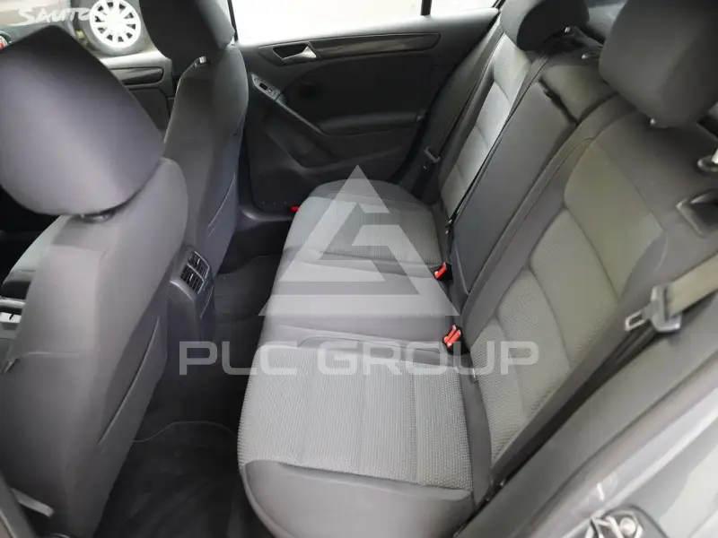 2010 Volkswagen GOLF