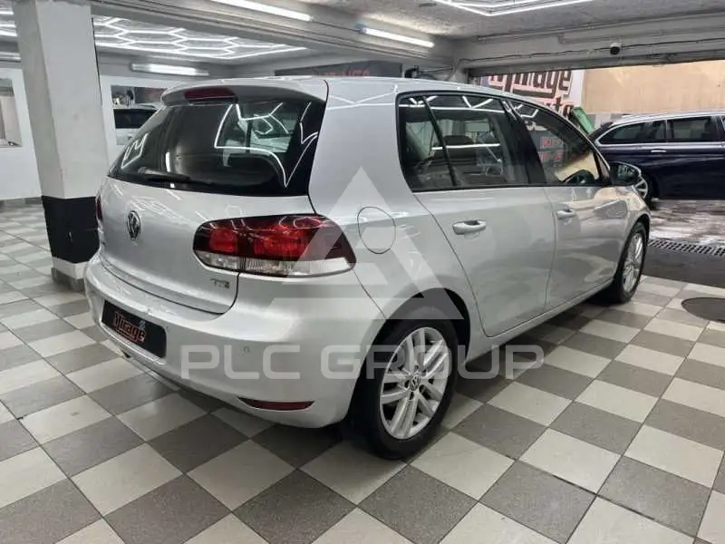 2010 Volkswagen GOLF