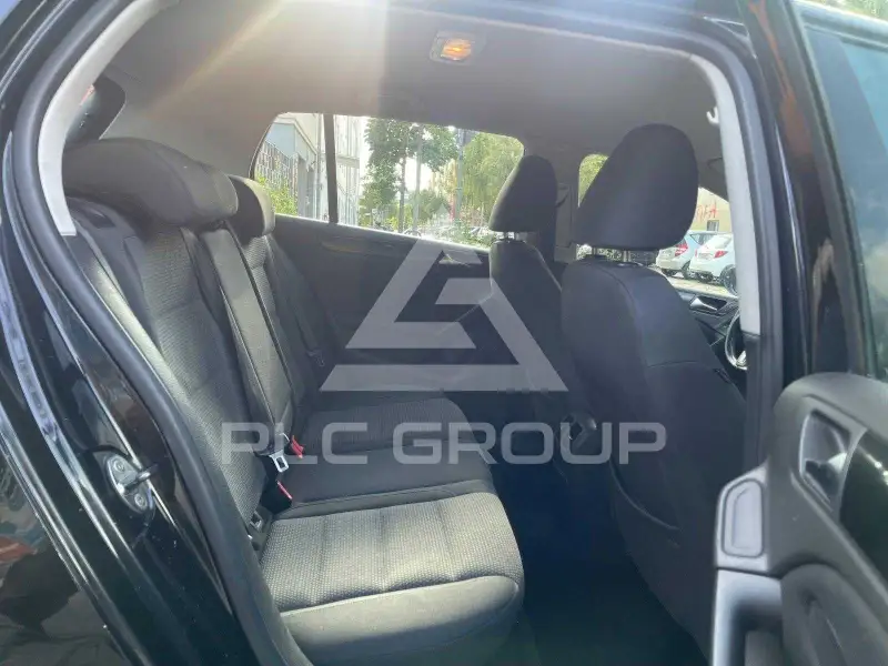 2010 Volkswagen GOLF