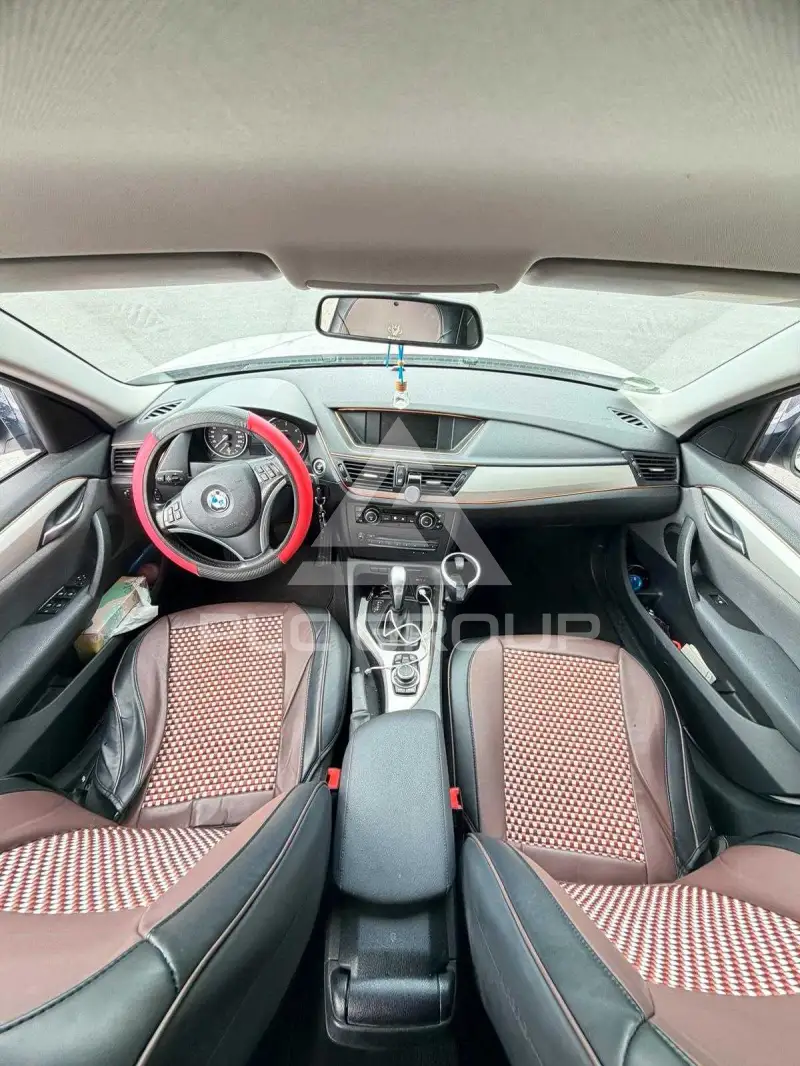 2010 Volkswagen GOLF