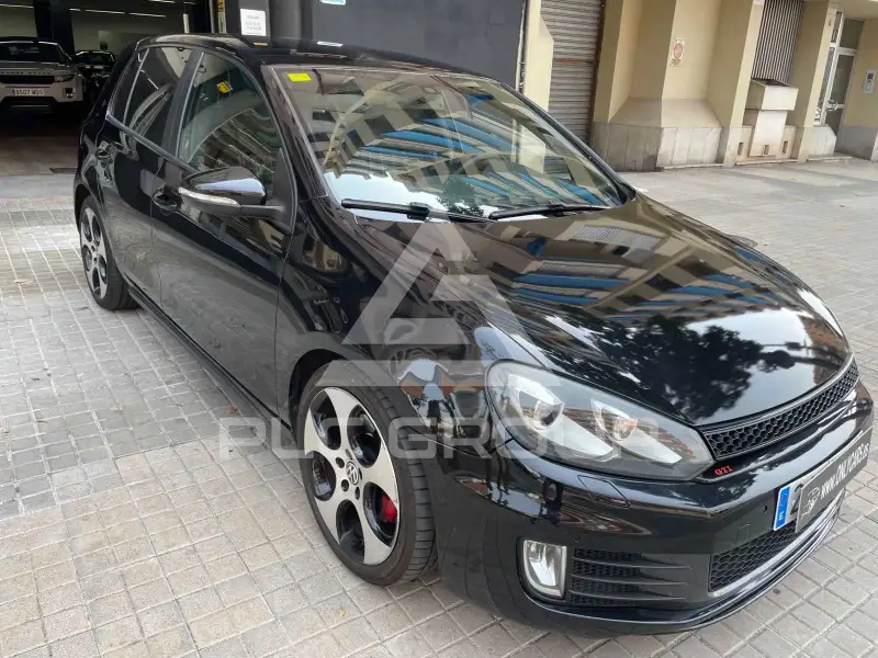 2010 Volkswagen GOLF