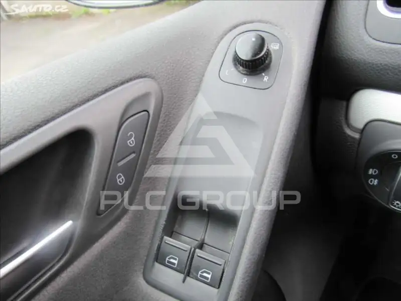 2010 Volkswagen GOLF