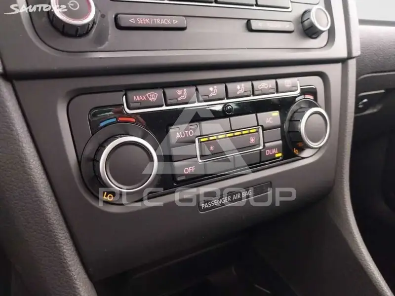 2010 Volkswagen GOLF