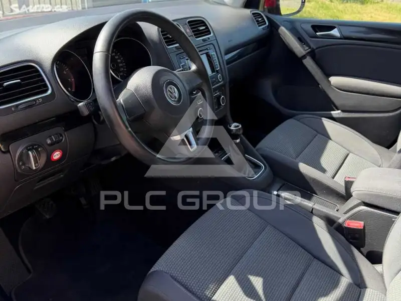 2010 Volkswagen GOLF