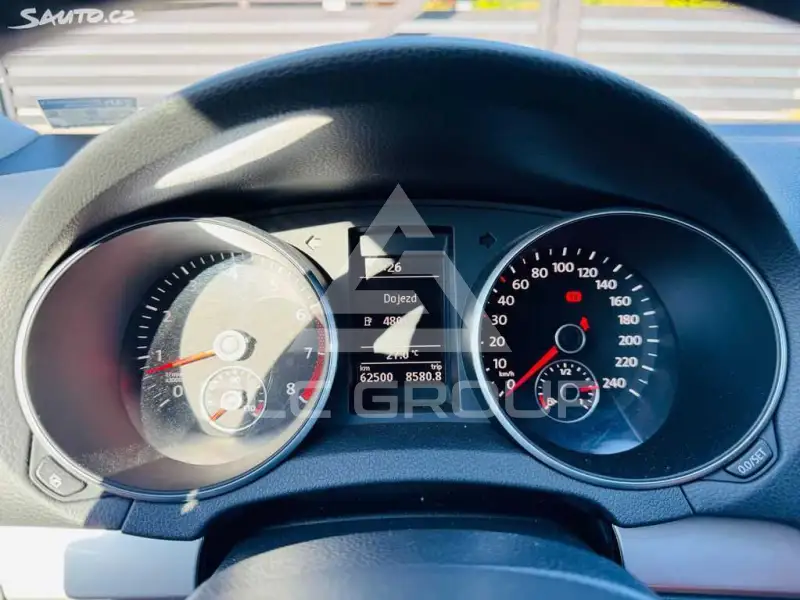 2010 Volkswagen GOLF