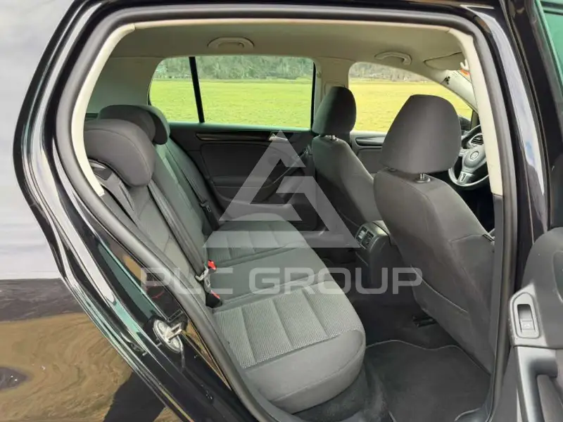 2010 Volkswagen GOLF