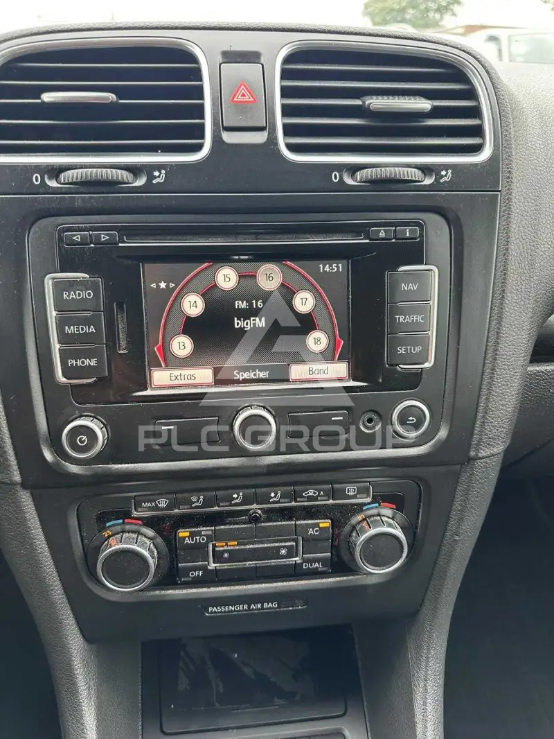 2010 Volkswagen GOLF