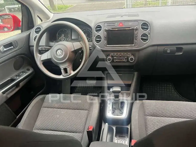 2010 Volkswagen GOLF