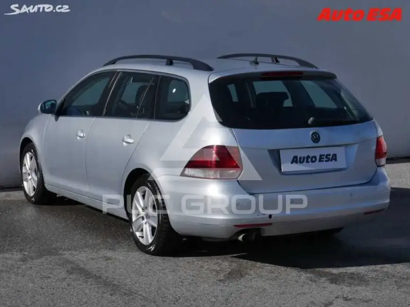 2010 Volkswagen GOLF