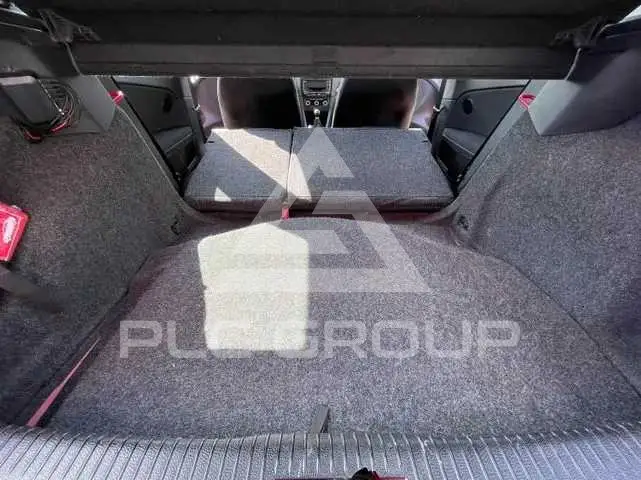 2010 Volkswagen GOLF