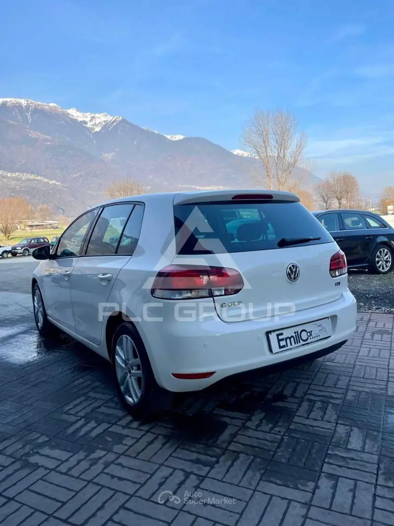 2010 Volkswagen GOLF