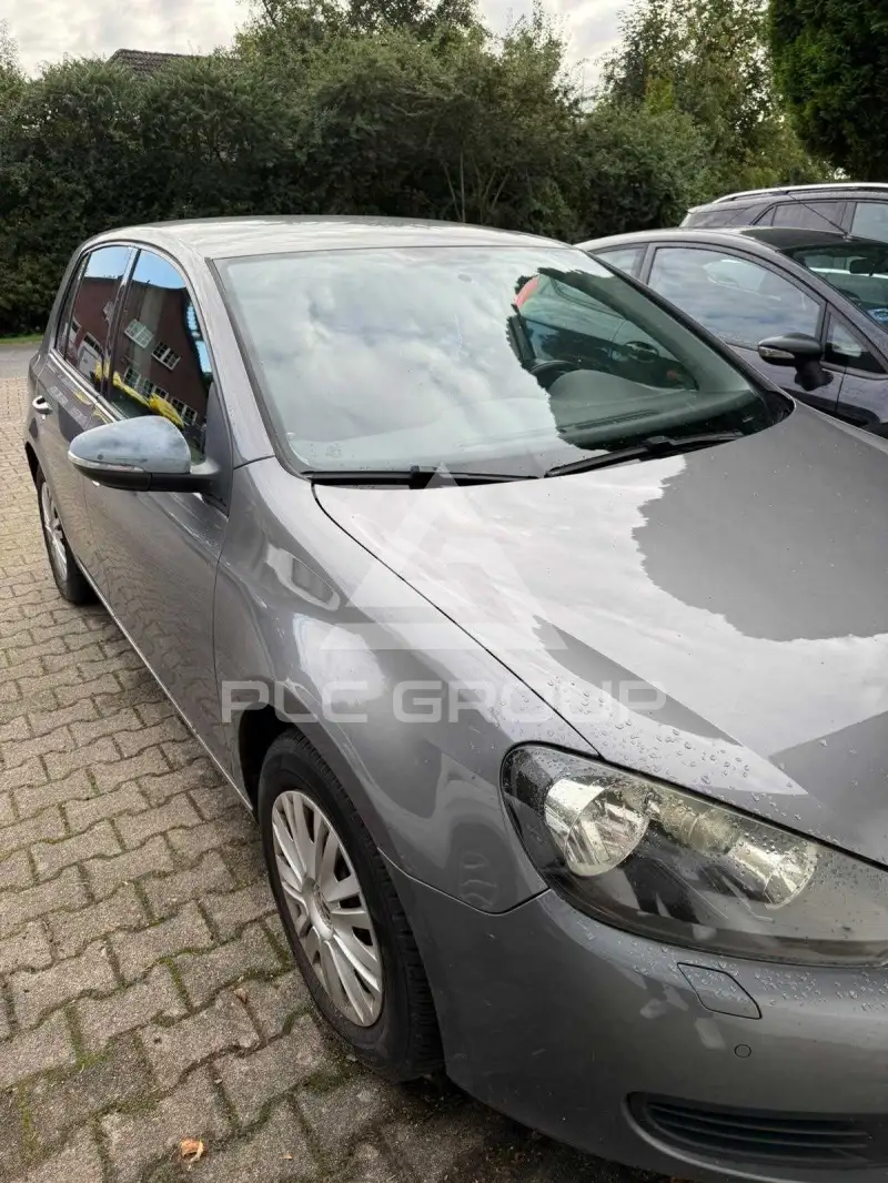 2010 Volkswagen GOLF