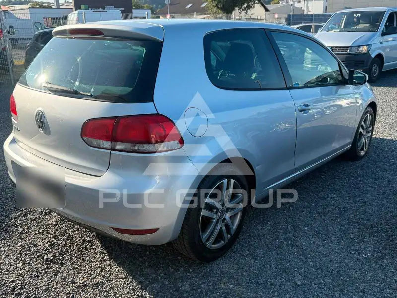 2010 Volkswagen GOLF