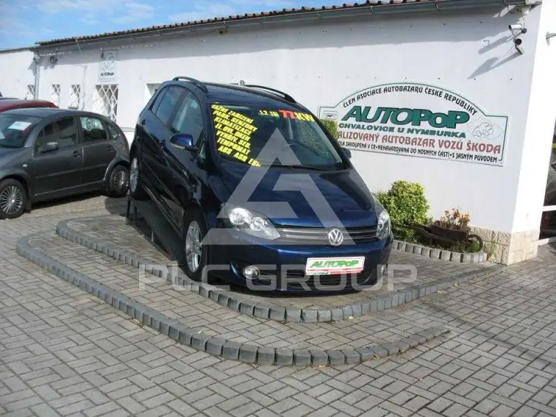 2010 Volkswagen GOLF