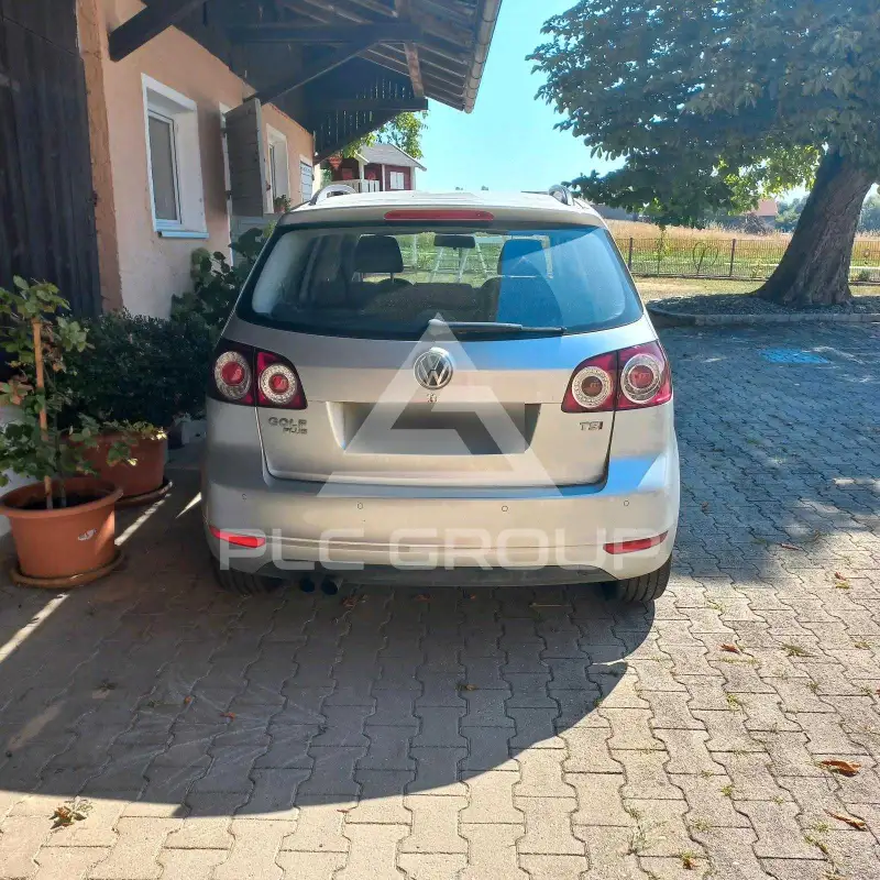 2010 Volkswagen GOLF