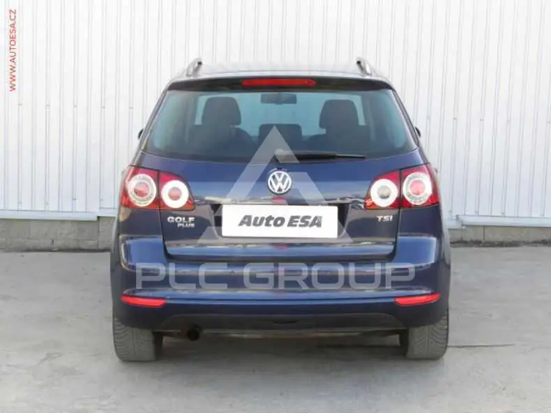 2010 Volkswagen GOLF